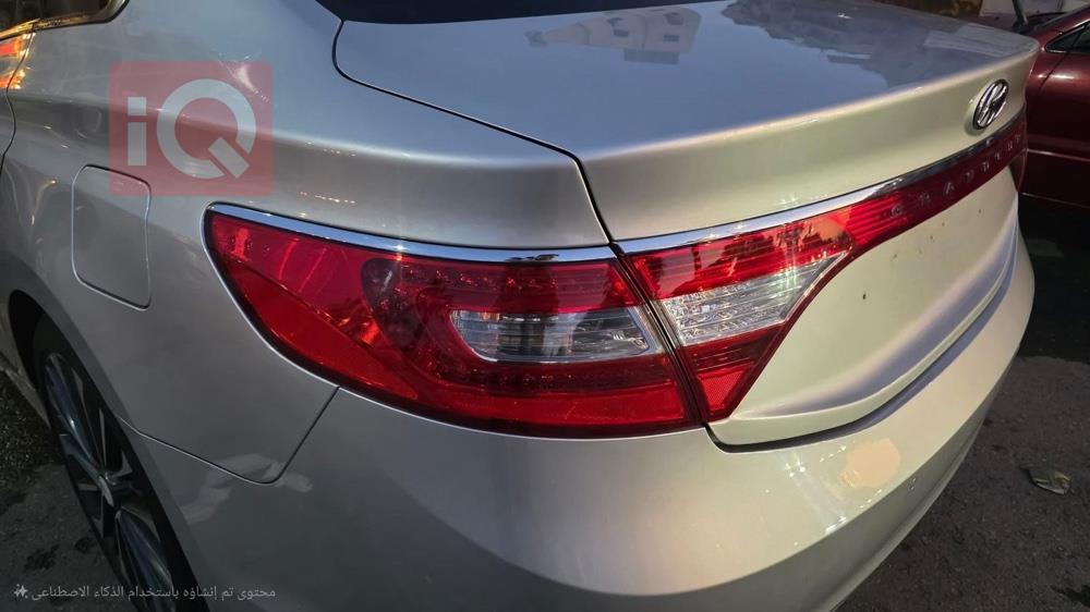 هيونداي أزيرا